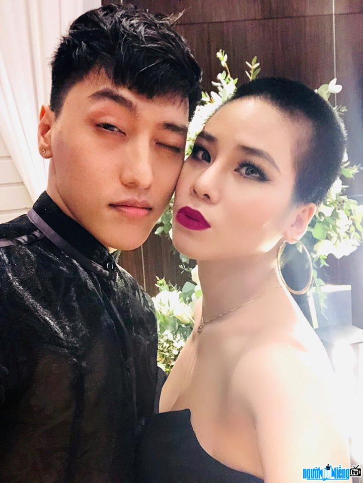  New pictures of dancer Dinh Loc and his wife