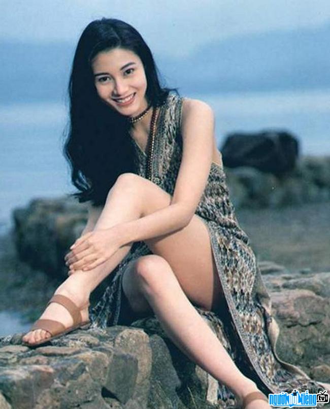 Lý Gia Hân được xem là Hoa hậu đẹp nhất Hong Kong