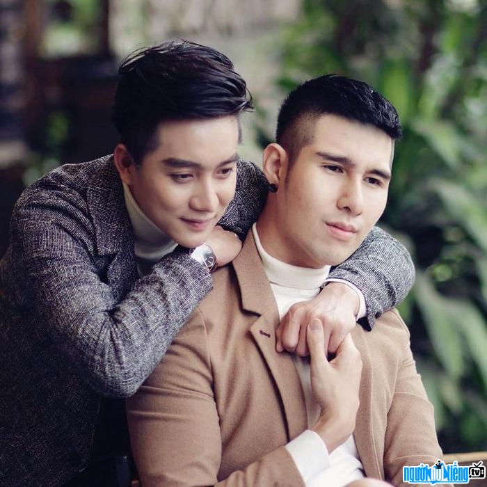  Hot boy Khang Le and Nguyen Anh are famous gay couples in the online community