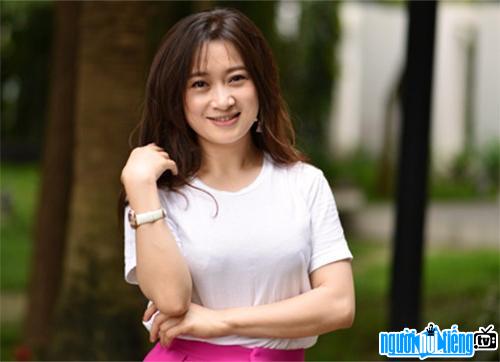  Thu Nga is loved by TV viewers through the role of Thuong in "The sky is ahead of me"