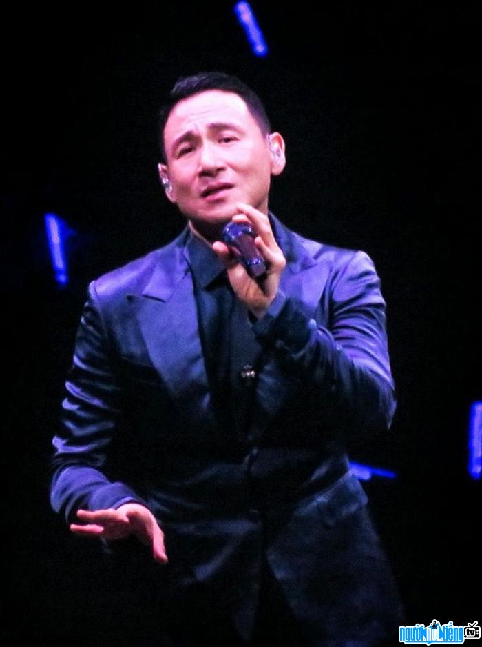  Singer Truong Hoc Huu is one of the most influential figures in Hong Kong