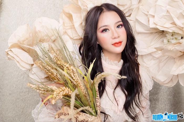  Hot girl Nguyen Ha Uyen has potential with many beauty contests