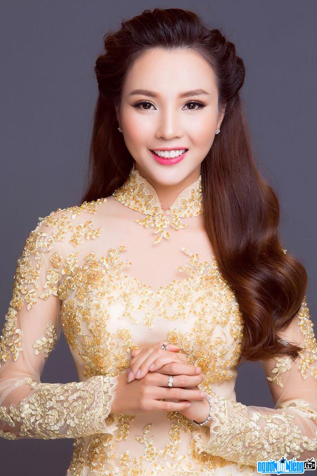  Thuong Bella is the 3rd runner-up of the Miss Vietnam Global Business Contest