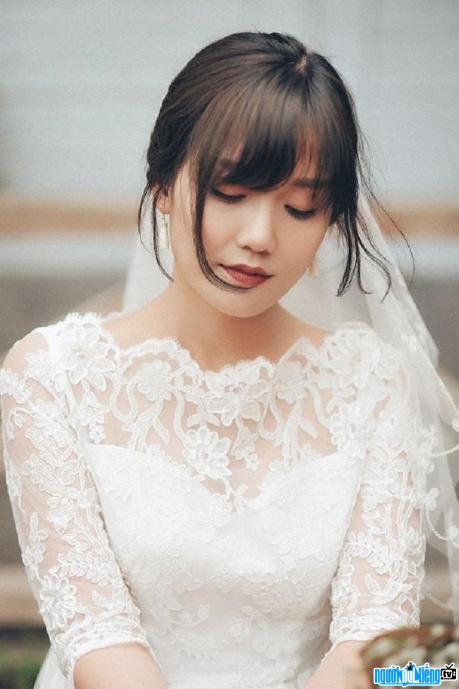 Photo of photographer Trinh Mai Phuong as a beautiful bride