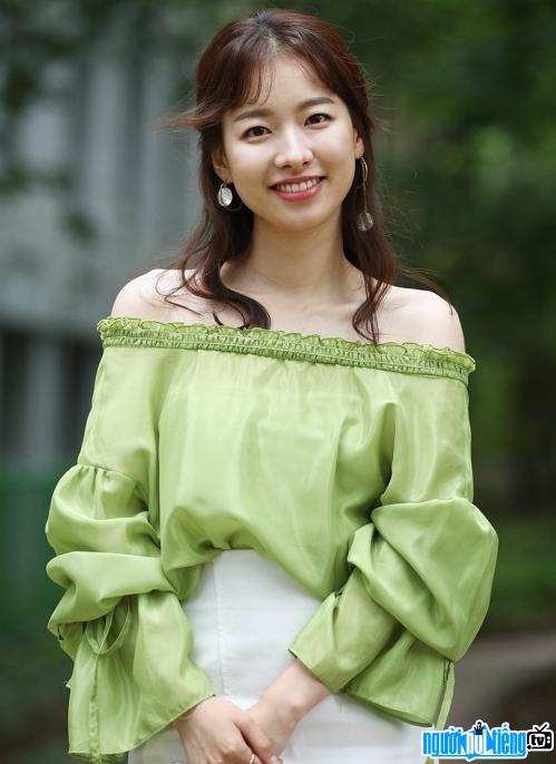 Lee Si-a từng là thành viên của nhóm nhạc Chi Chi