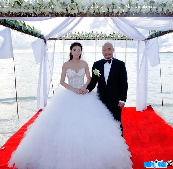 Hình ảnh đạo diễn Vương Toàn An trong ngày cưới của mình