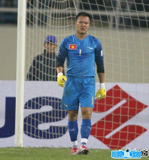 A photo of goalkeeper Duong Hong Son when he was still playing