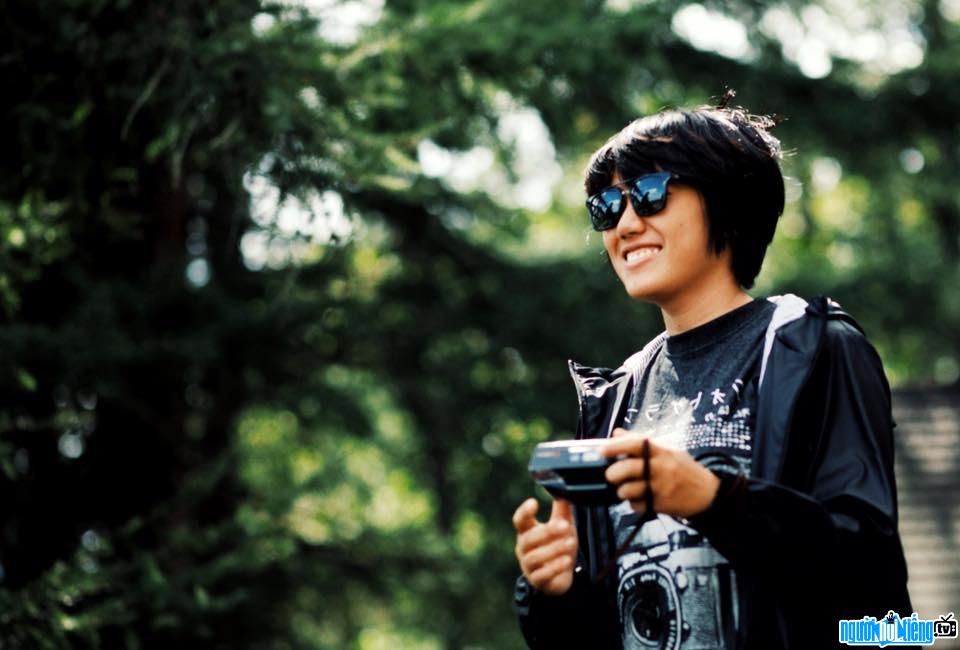  Cao Thuy Nhi is a talented young director