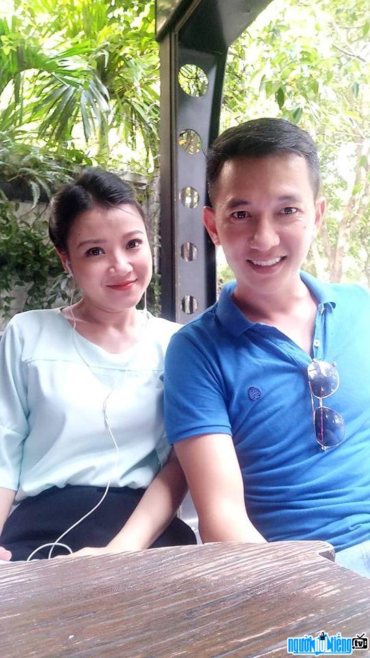 A photo of actor Han Huy Bach and actress Thanh Hoa