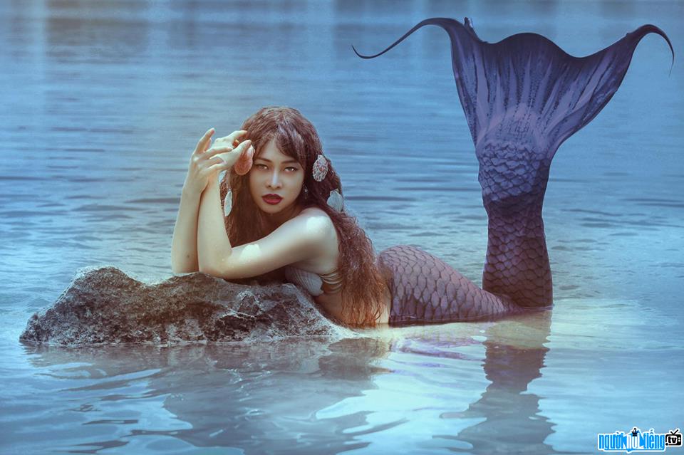 Image of Huynh Solivia transformed into a charming mermaid