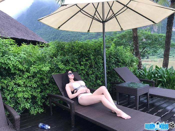  Hot girl Do Le Thuy Anh burns all eyes with her hot curves