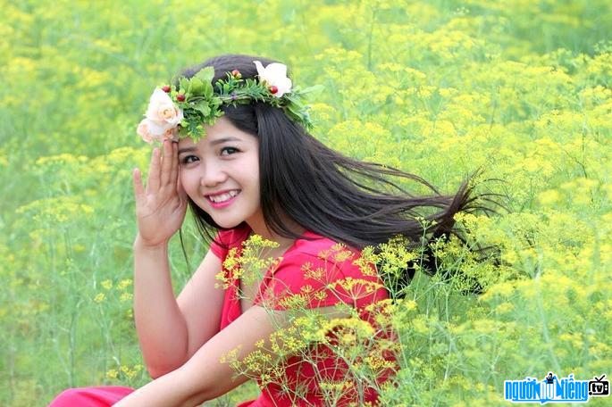  The smile of hot girl Do Hong Lien is extremely charming.