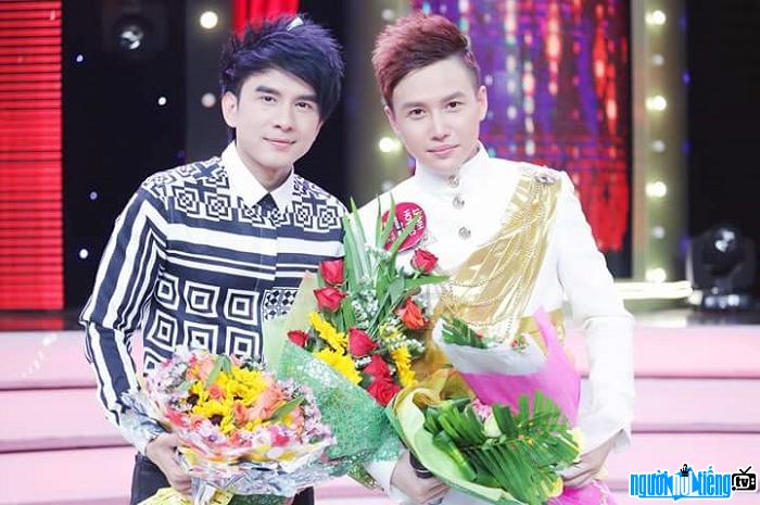  Singer Hoang Thinh is considered a perfect copy of Dan Truong