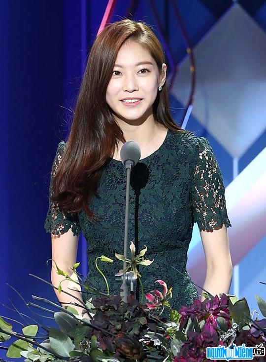 A new photo of actor Gong Seung-yeon