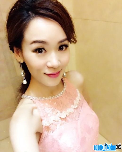  Miss Hong Kong Duong Tu Ky accepts to be a single mother