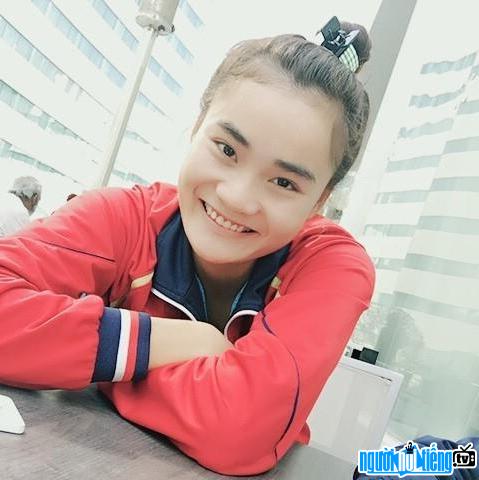  Close-up of beauty of hot girl track and field Quach Thi Lan