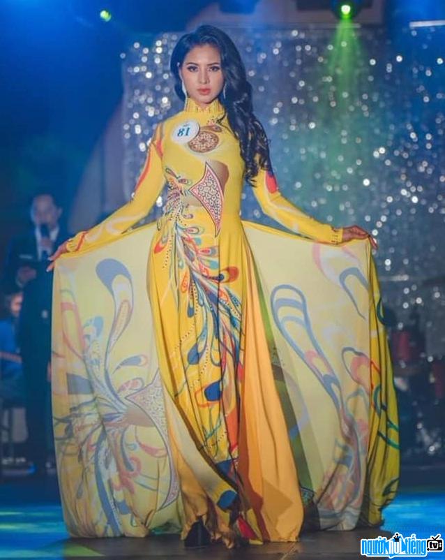  Beauty Thai Nha Van was crowned first runner-up 1- Miss Universe Vietnam World 2018