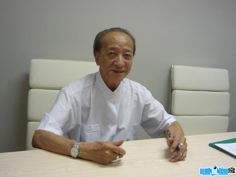  Doctor Nguyen Tai Thu is a famous person in the field of oriental medicine