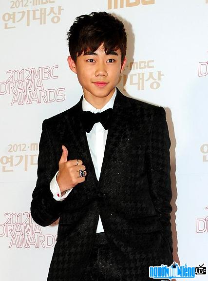 Actor Park Ji Bin's photo at an entertainment event