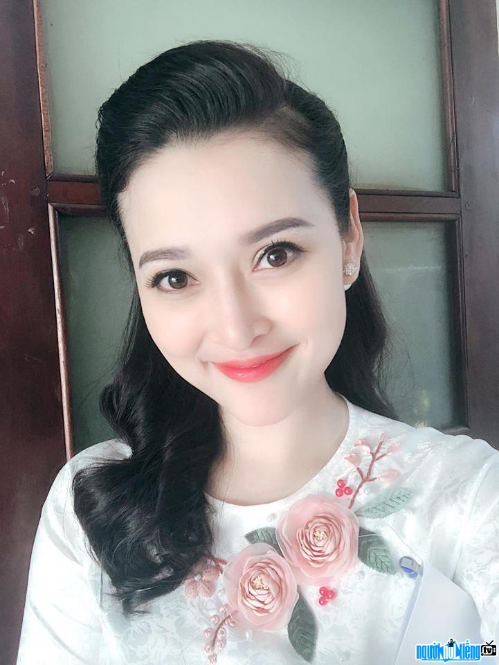  Close-up of MC Le Thuy Linh's beautiful beauty