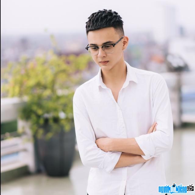 Hot boy Nguyễn Trọng Minh bất ngờ nổi tiếng trên mạng xã hội