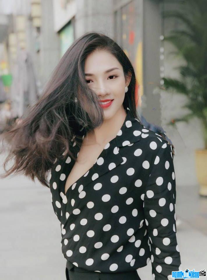 Cận cảnh nhan sắc của Á hậu - Hoa hậu Việt Nam Châu Á Huỳnh Thanh Thy