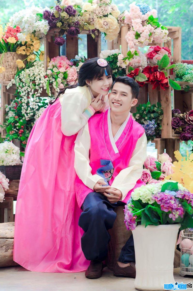  Hot girl image Tran Hoang Phuong transforms into a Korean couple