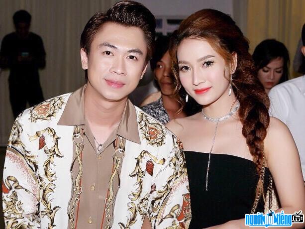 Bức ảnh hot girl Mi Vân và ca sĩ Hồ Việt Trung khi còn yêu nhau