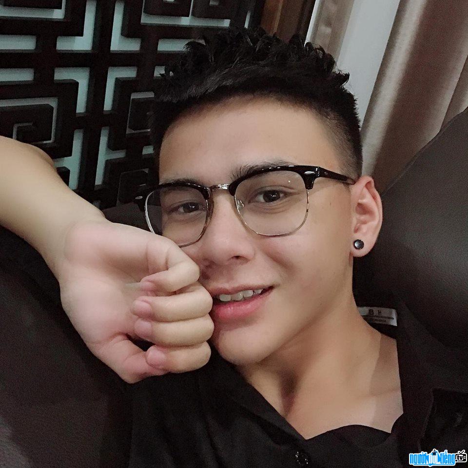  Latest pictures of hot boy Nguyen Trong Minh