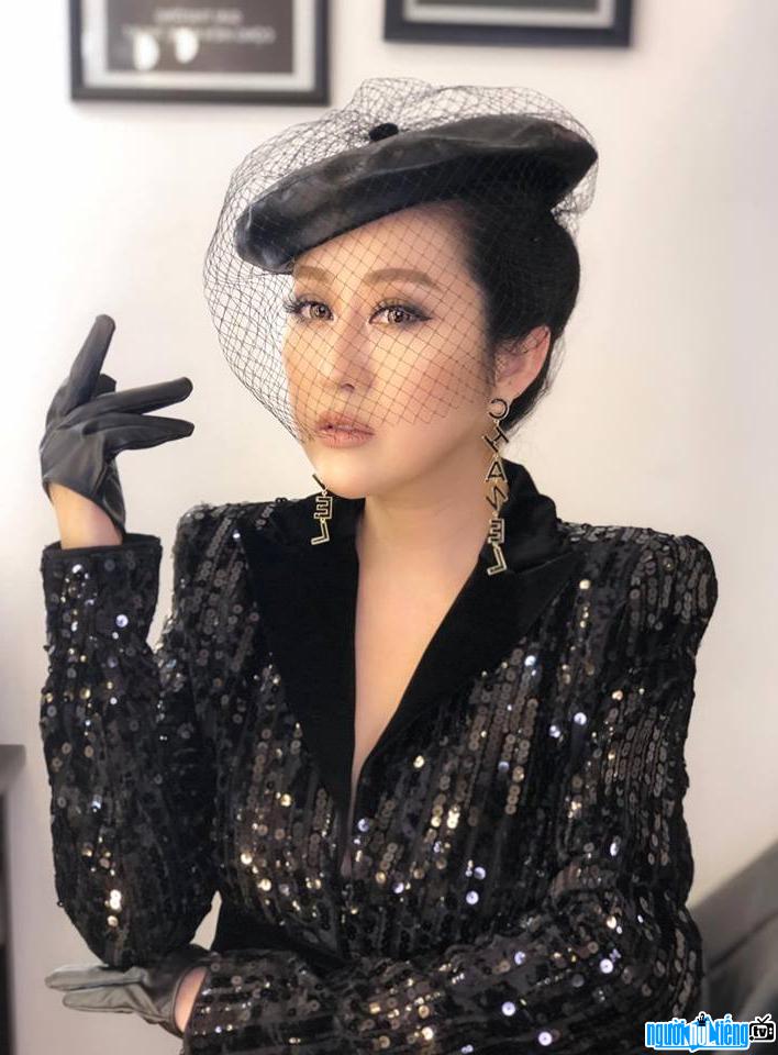 Bức ảnh mới nhất về Nữ hoàng sắc đẹp Huỳnh Ngọc Kim Trang