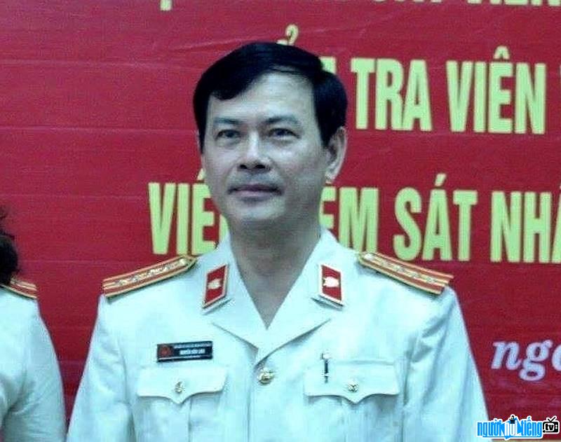 Chân dung ông Nguyễn Hữu Linh