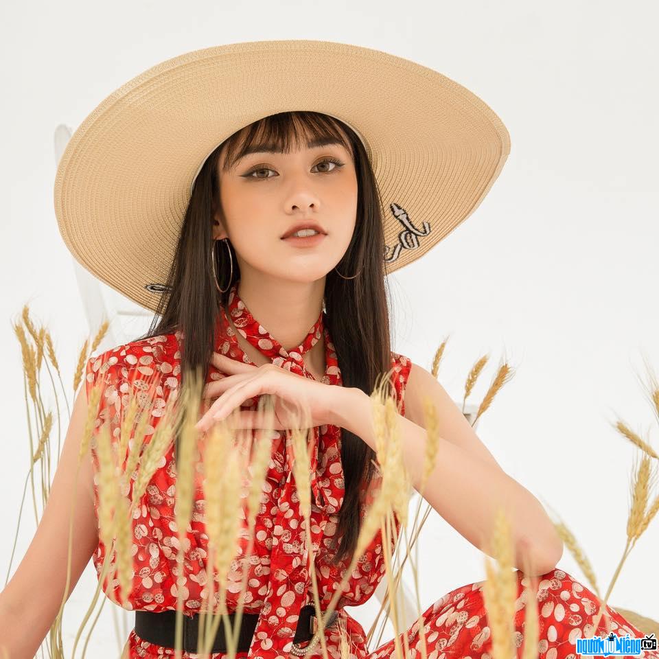 Close-up of Thu Ha's extremely beautiful face