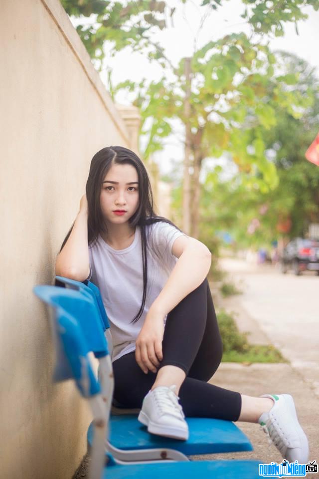  Ngoc Anh was beautiful with personality