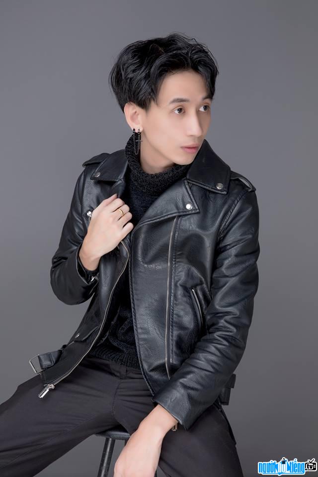 New picture of rapper Vu Duy Anh