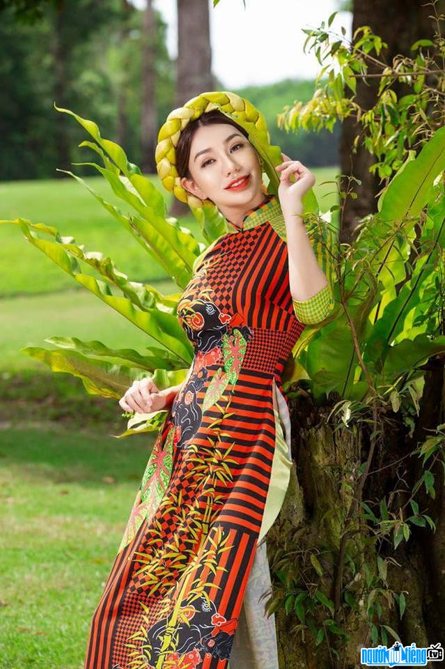  Golf runner Hai Anh is beautiful and charming