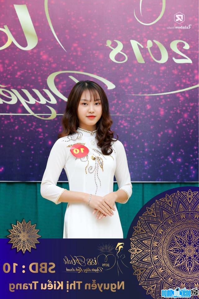 Kieu Trang participated in the Miss HUBT 2018 contest