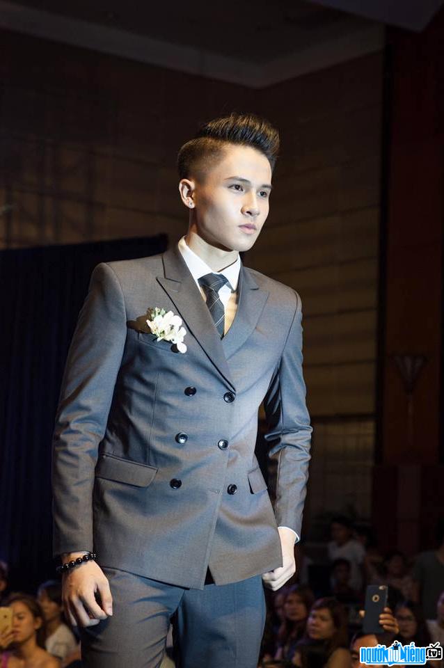  Jay Tran is handsome and masculine with a vest