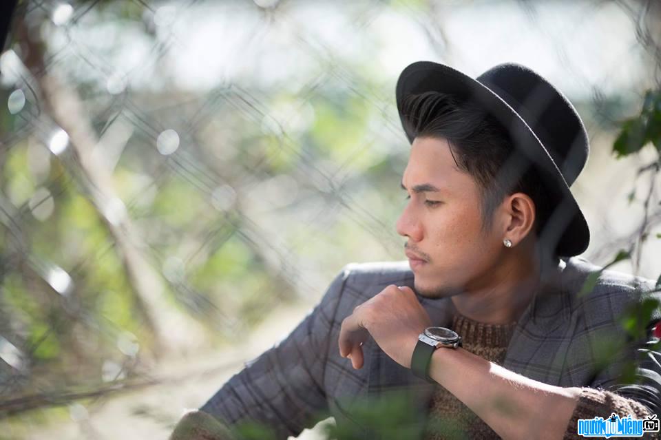  model Jia Thanh Vu is considered a promising actor