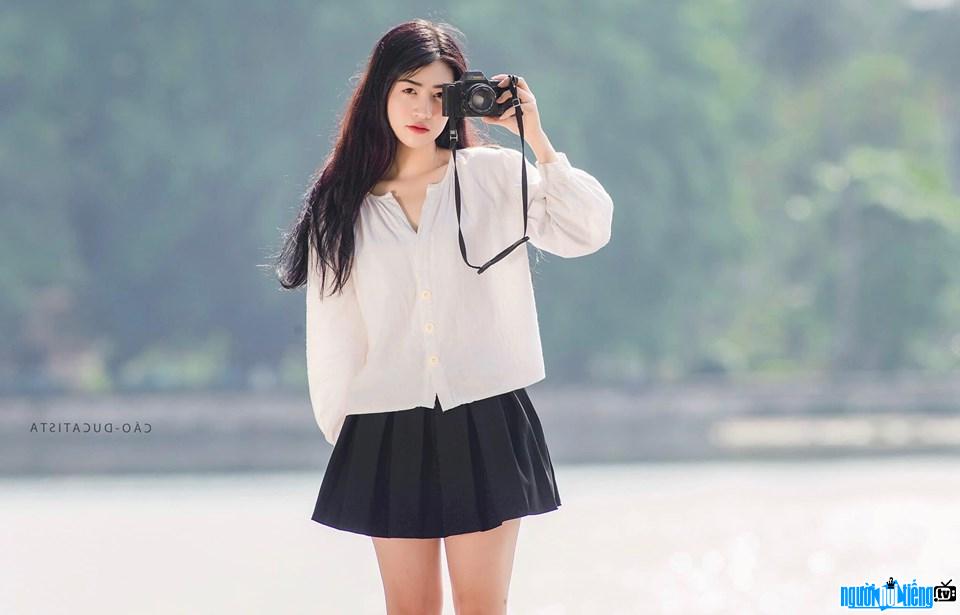  Thanh Huong in the image of a beautiful schoolgirl