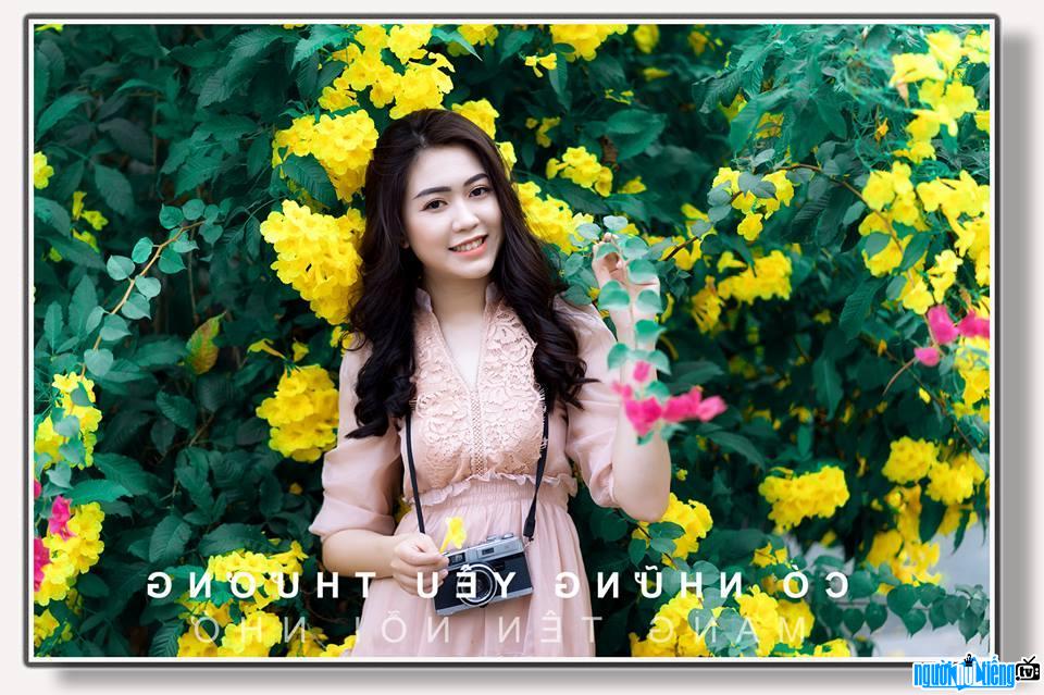 Nhật Lệ xinh đẹp dịu dàng