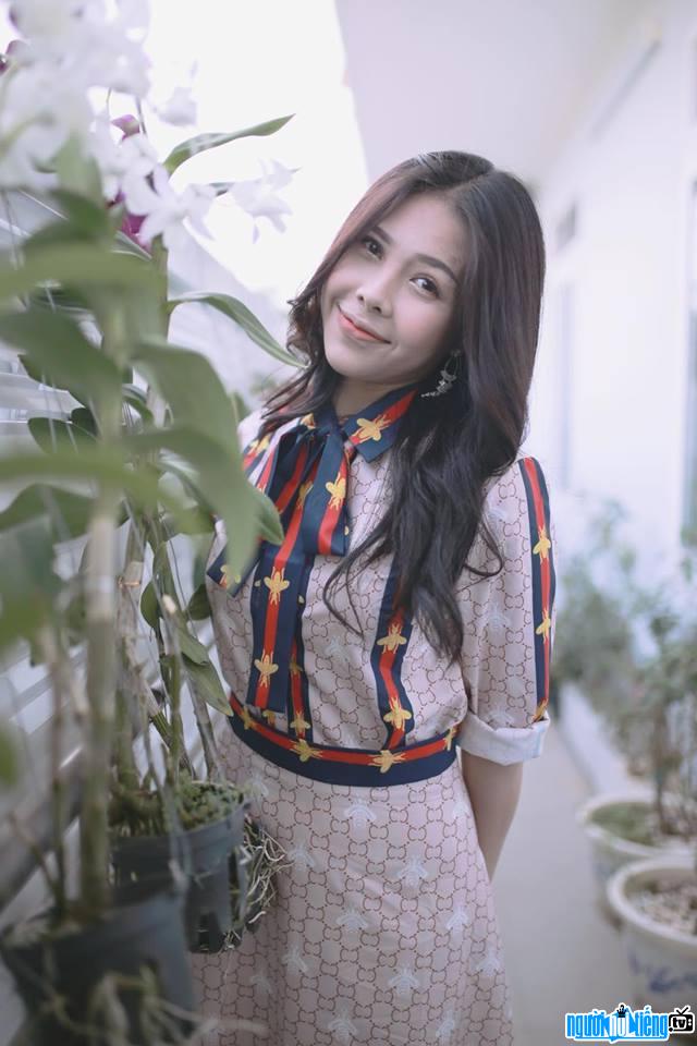  Elsa Nguyen is beautiful and gentle like a fairy