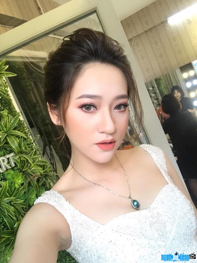  New pictures of Miss Nguyen Thi Hong Ngoc