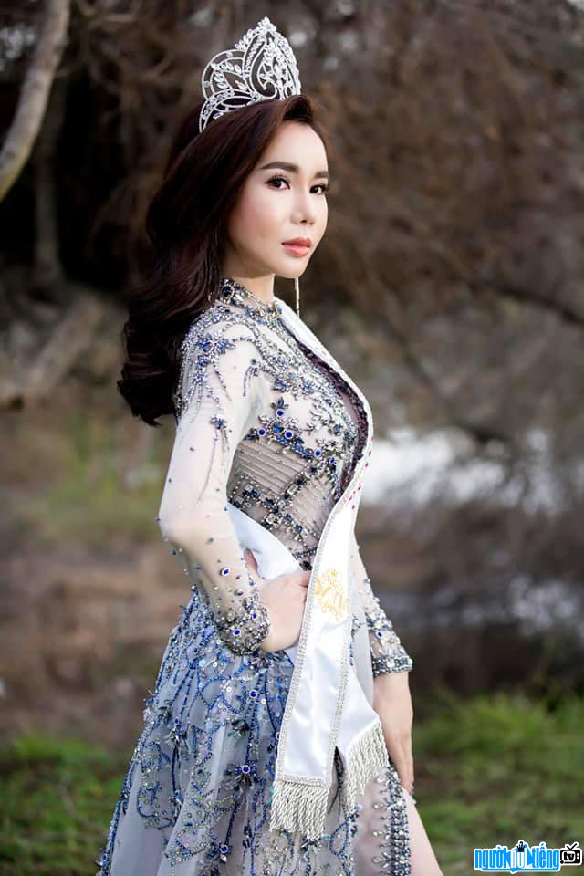 Miss La Ky Anh wants to live with a passion for cinema
