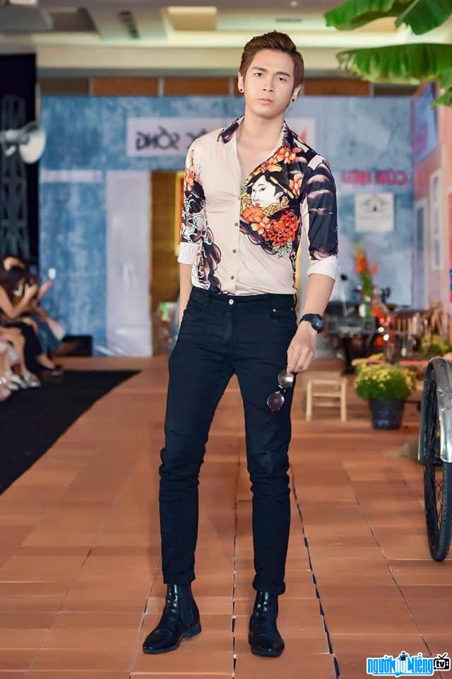 Hình ảnh mới nhất về người mẫu Trần Duy Phong
