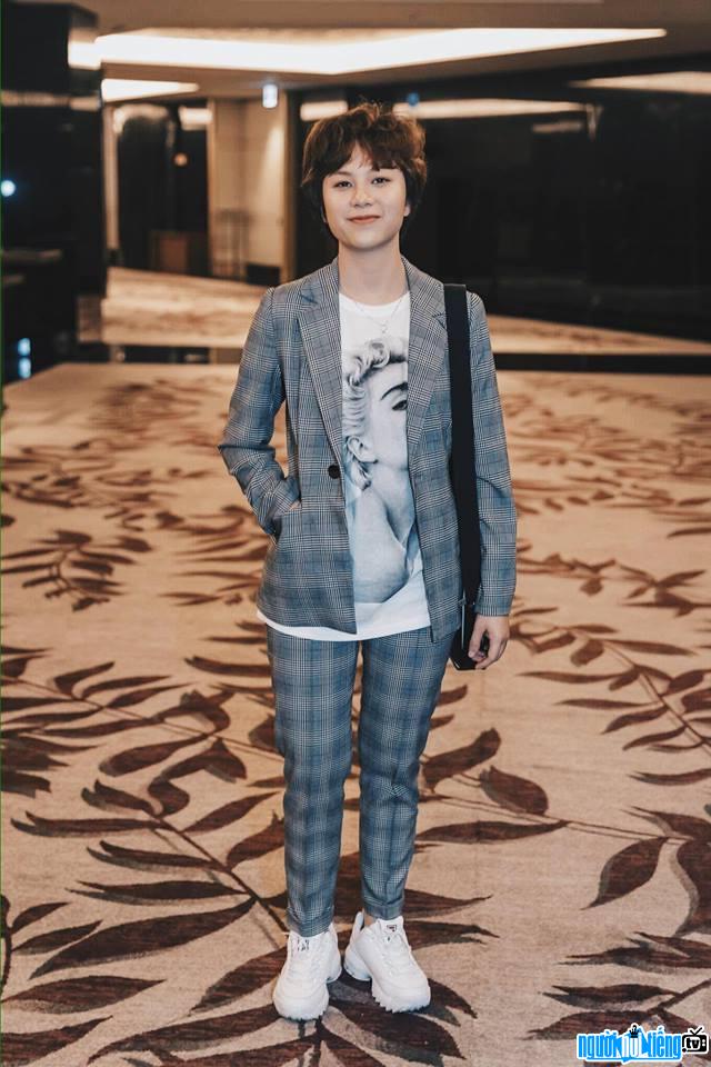 Bảo Hân với phong cách Tomboy