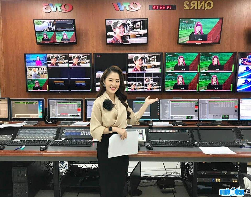  MC Thanh Tam is confident and beautiful beautiful news lead