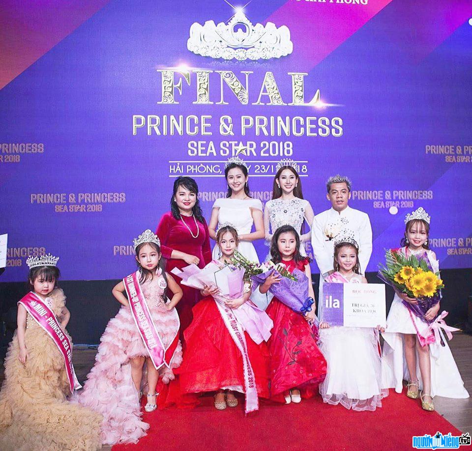  Hoang Anh stands out as a judge
