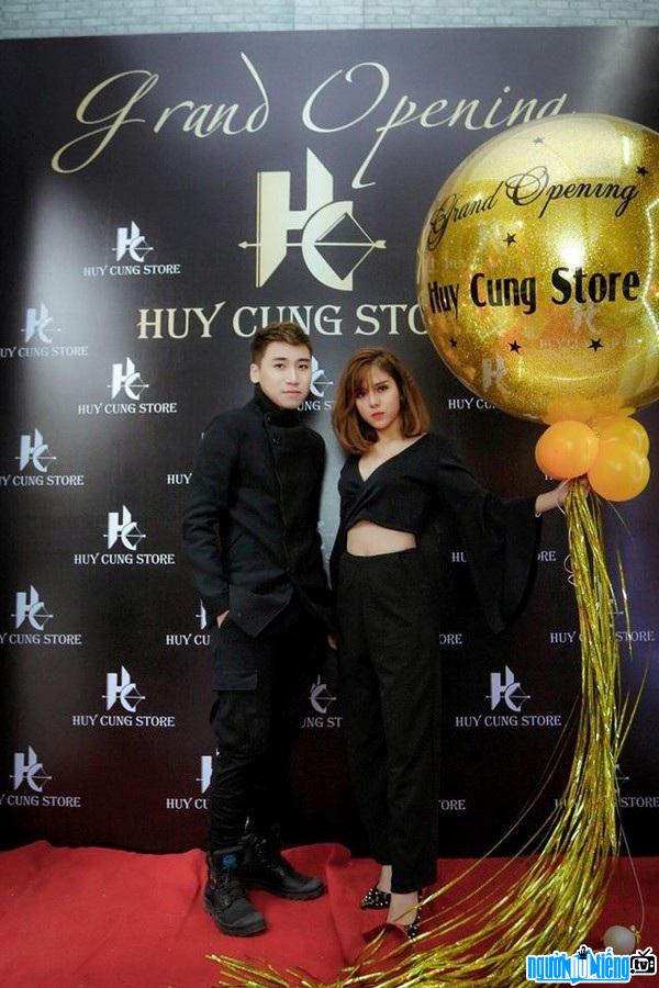  My Linh and Huy Launching a fashion store
