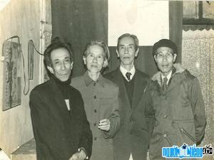 Ảnh Nhà văn hiện đại Việt Nam Hoàng Công Khanh
