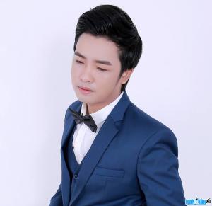 Singer Thien Quang